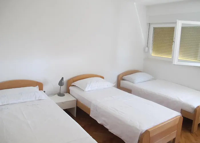 Apartments Lucac Manus